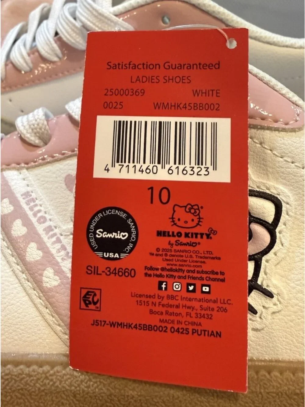 Hello Kitty Size 10 Women’s Sneakers Shoes New *RT